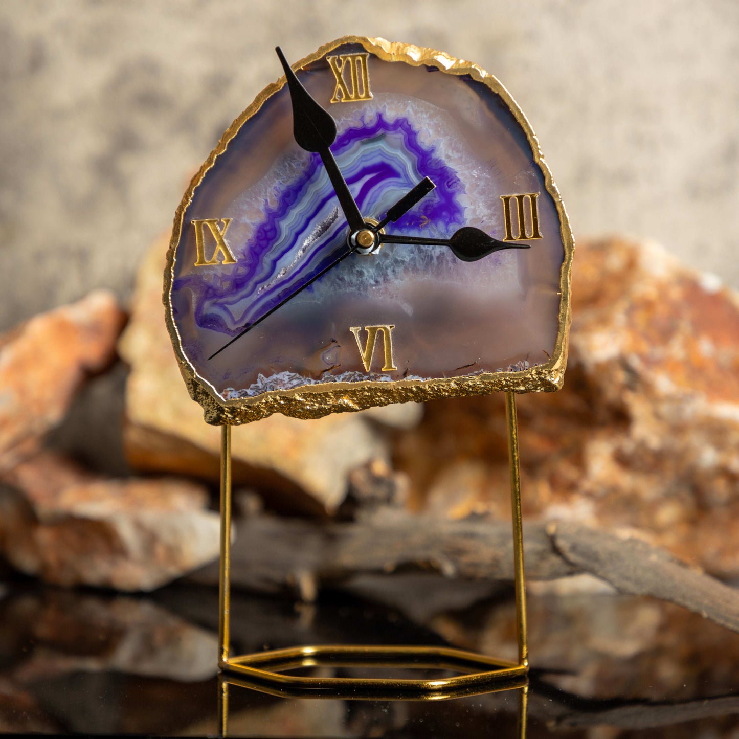 Agate table clock for grounding energy and luxury decor