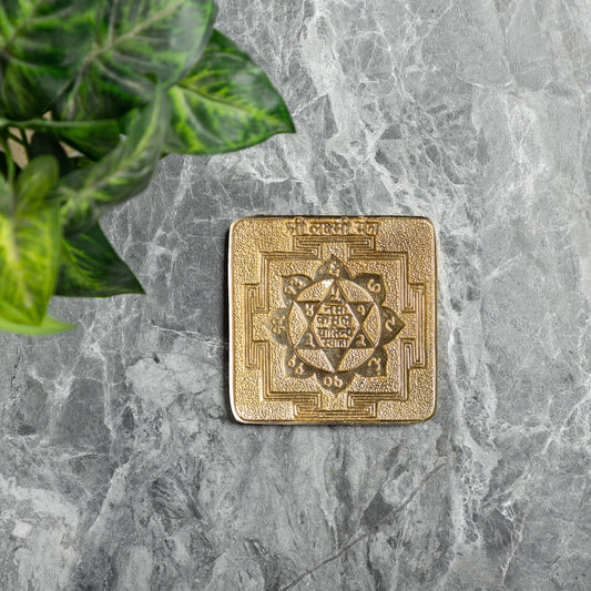 Lakshmi yantra puja plate for prosperity rituals and vastu remedies