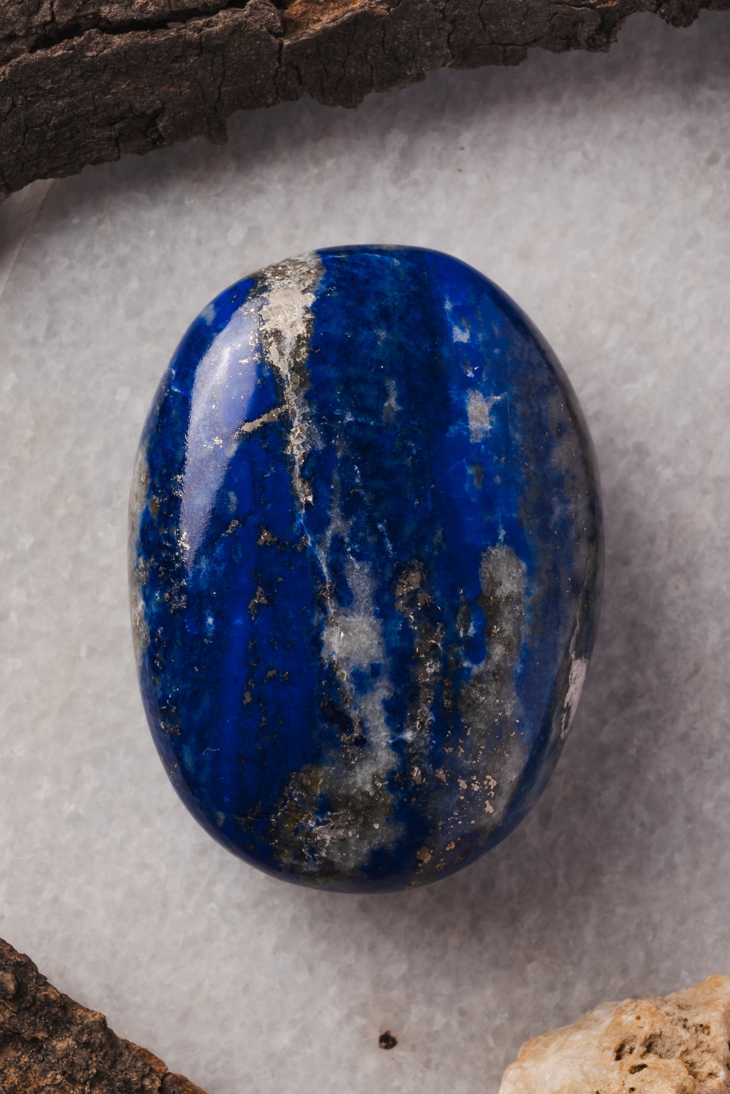 Lapis lazuli Palm Stone