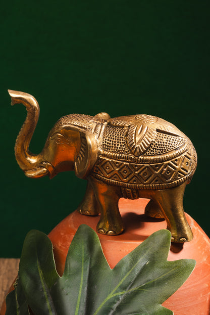 Hathi/ Elephant