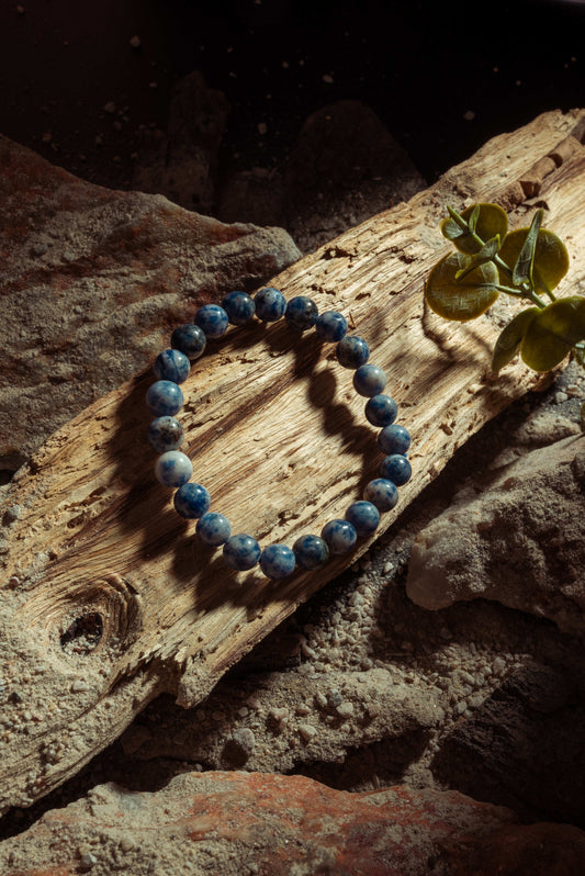 Sodalite bracelet for mental clarity, confidence, and clear communication